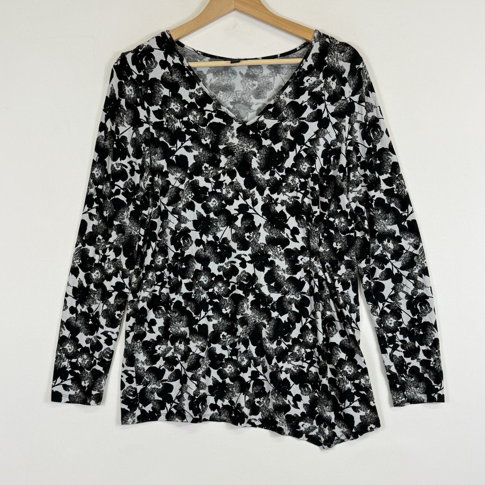 J. Jill Wearever Women Small Top Black White Floral Soft Knit Comfy Relaxed Luxe